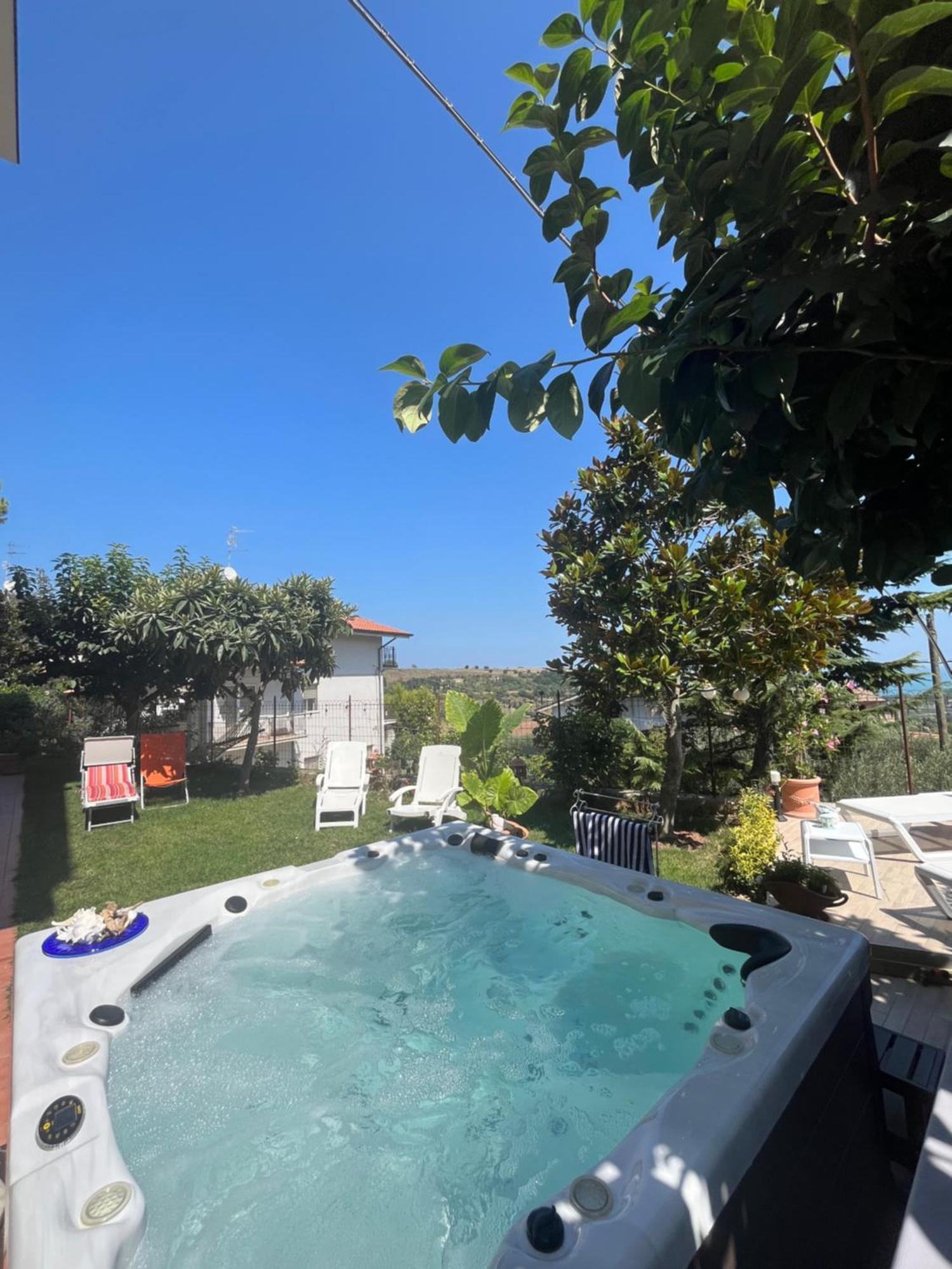 Salge B&B Residenza Di Charme Colonnella Εξωτερικό φωτογραφία